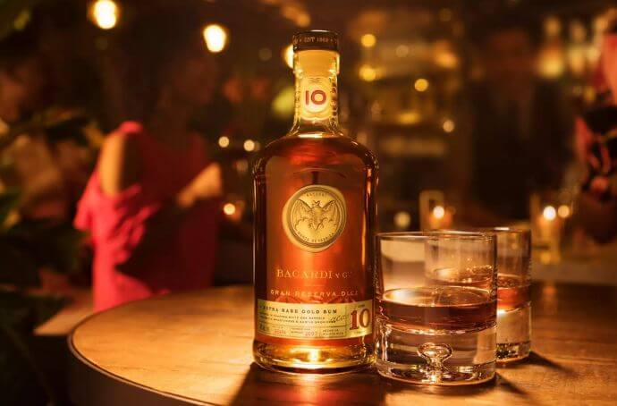 BACARDI GRAN RESERVA DIEZ 10YO butelka ze szklanką
